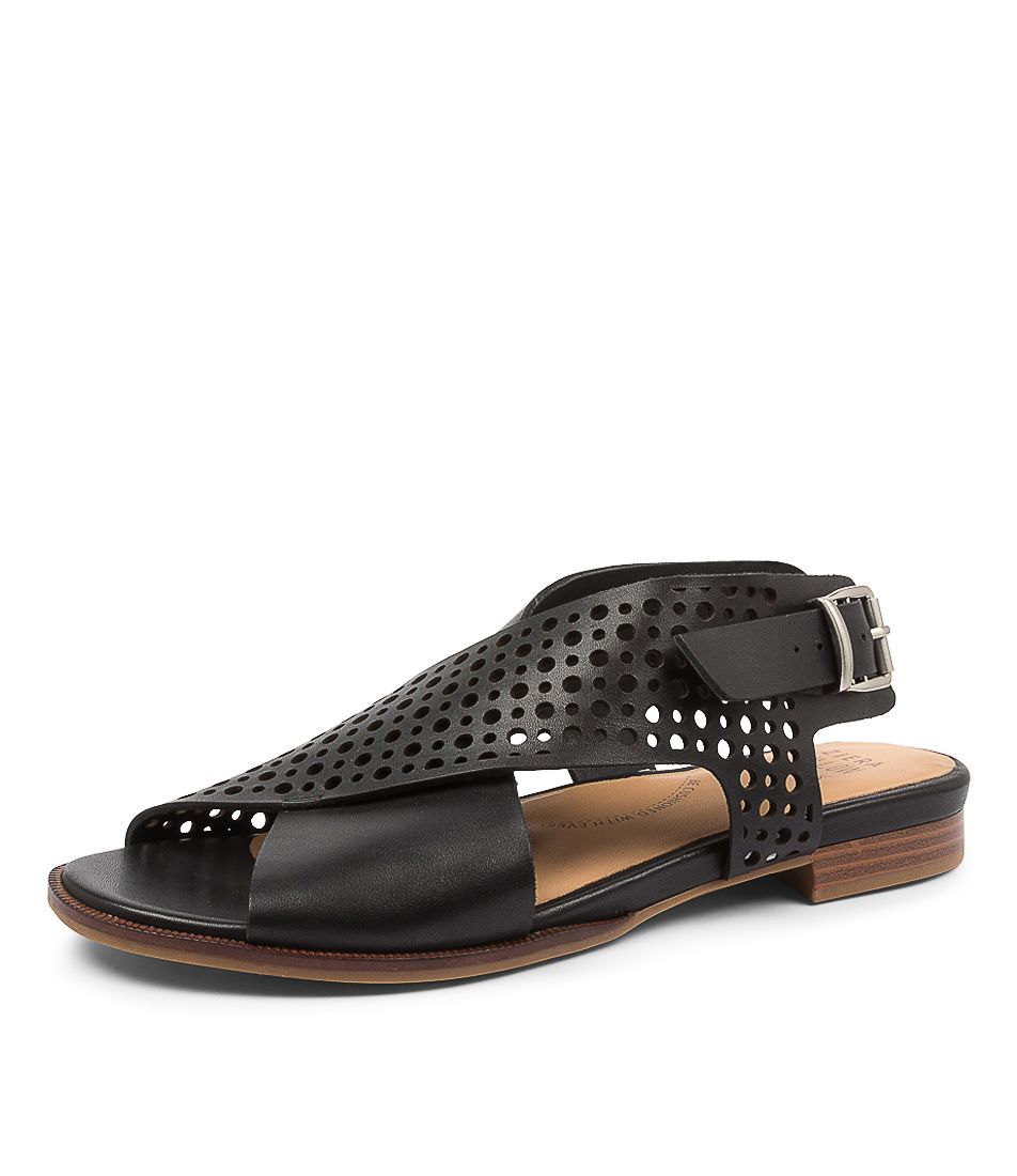 ZIERA TREKA W BLACK - Collective Shoes 
