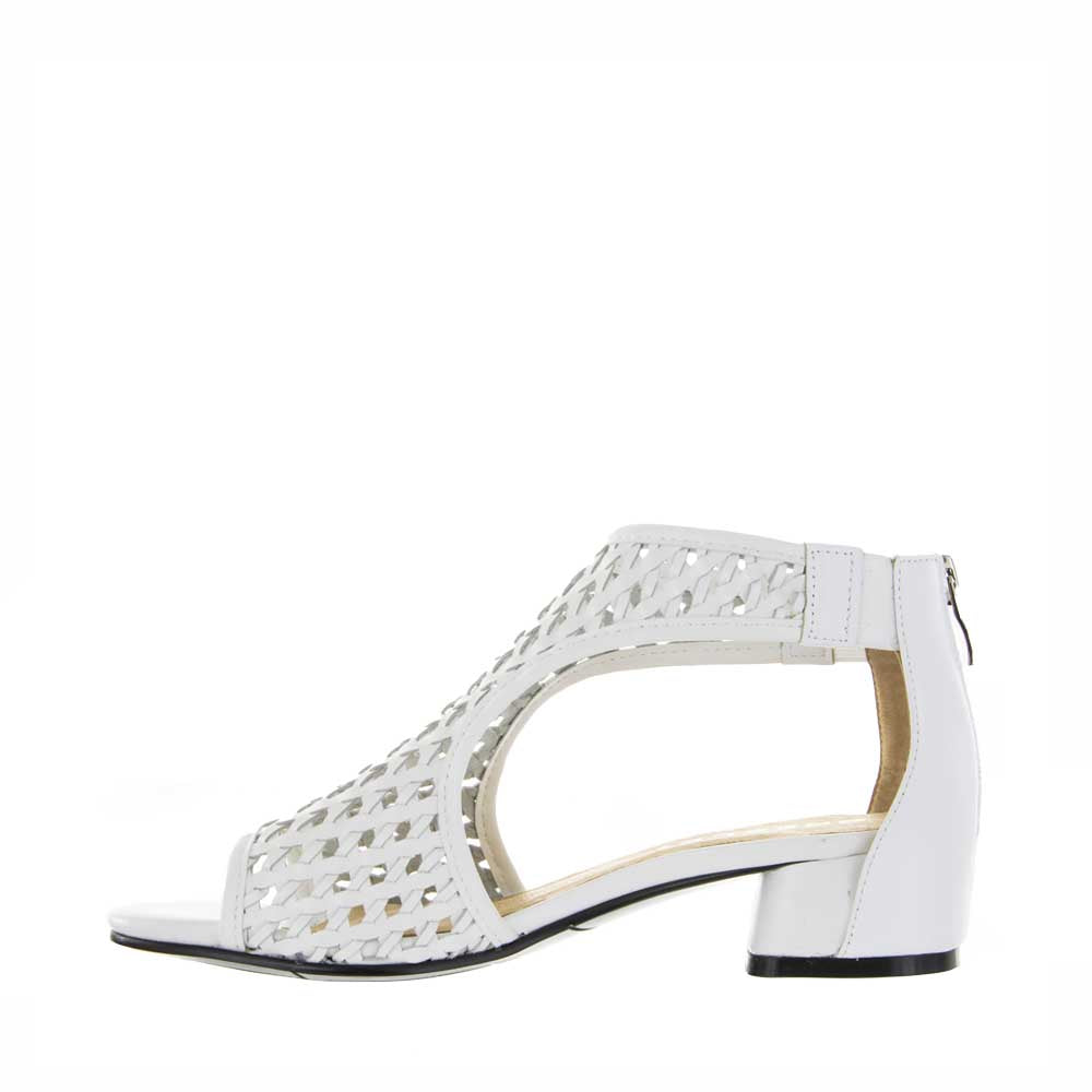 BRESLEY ANGLER WHITE - Women Sandals - Collective Shoes 