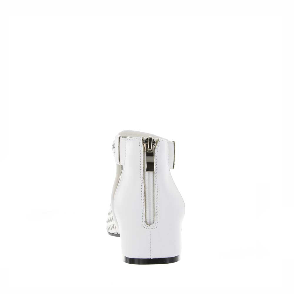 BRESLEY ANGLER WHITE - Women Sandals - Collective Shoes 