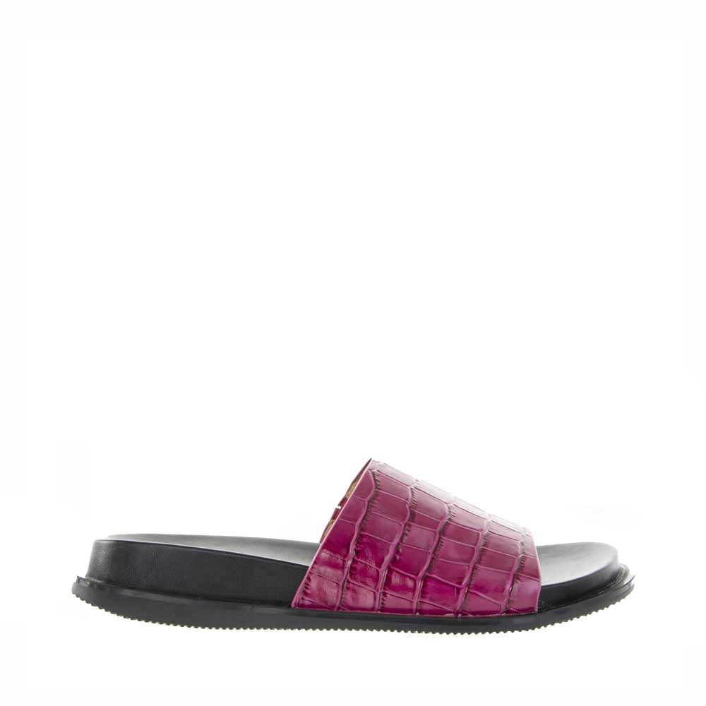 BRESLEY AVENGE FUSCHIA CROC - Women Flats - Collective Shoes 