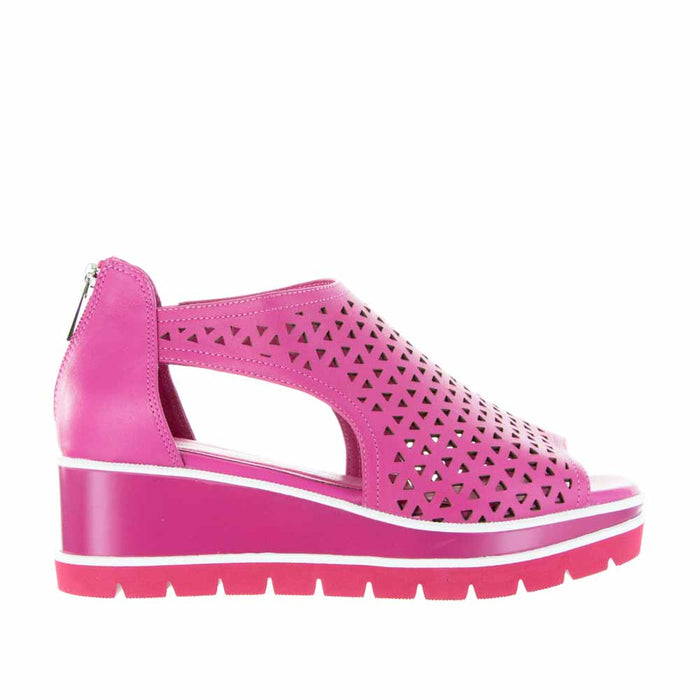 BRESLEY SWAN FUSCHIA - Women Sandals - Collective Shoes 