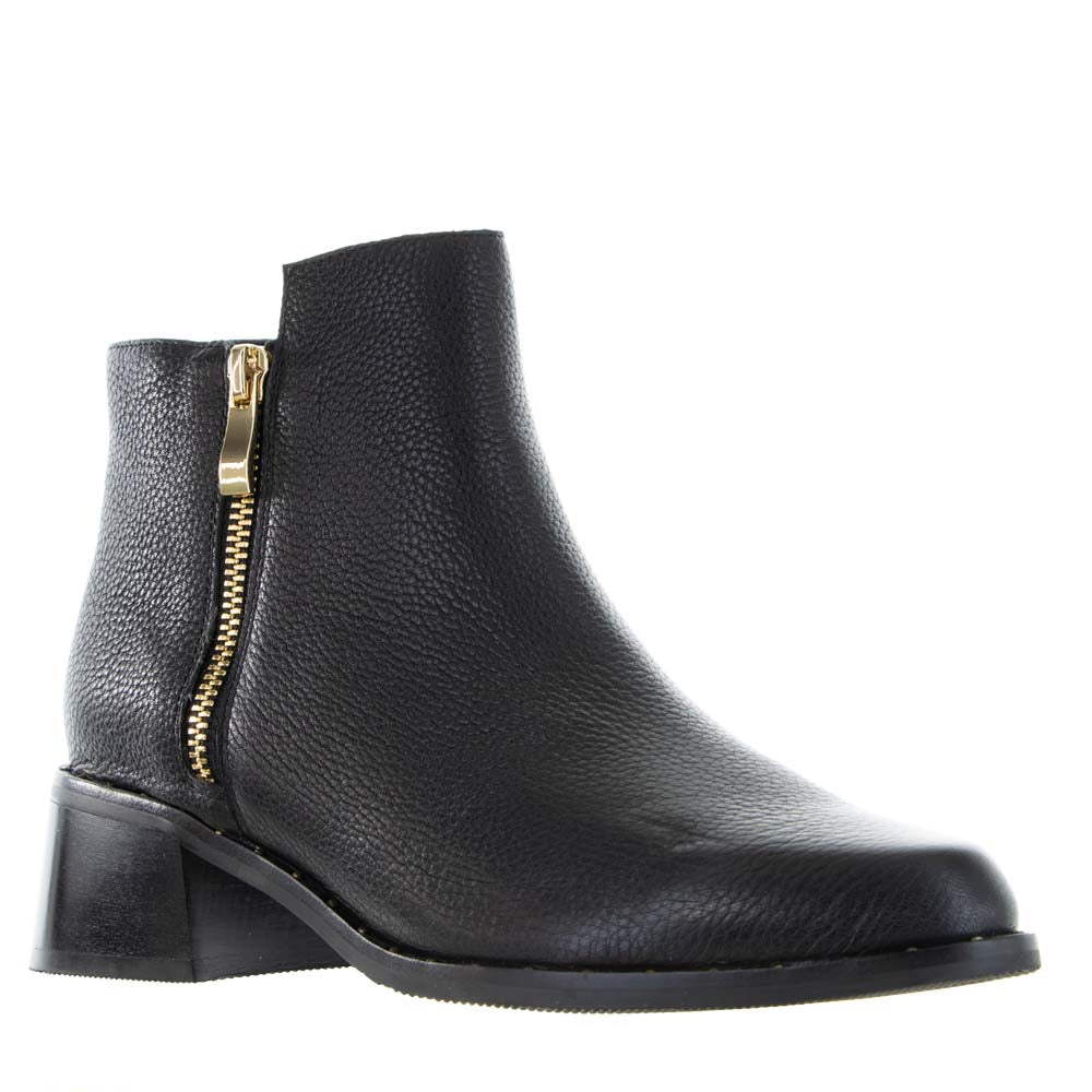 BRESLEY DREAMER BLACK STUD - Women Boots - Collective Shoes 