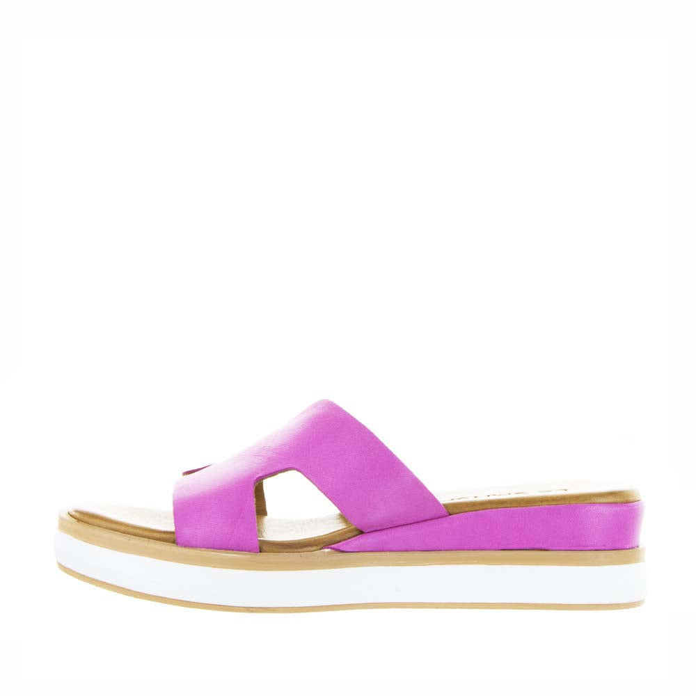 LESANSA HOOT HOT PINK - Women Flats - Collective Shoes 