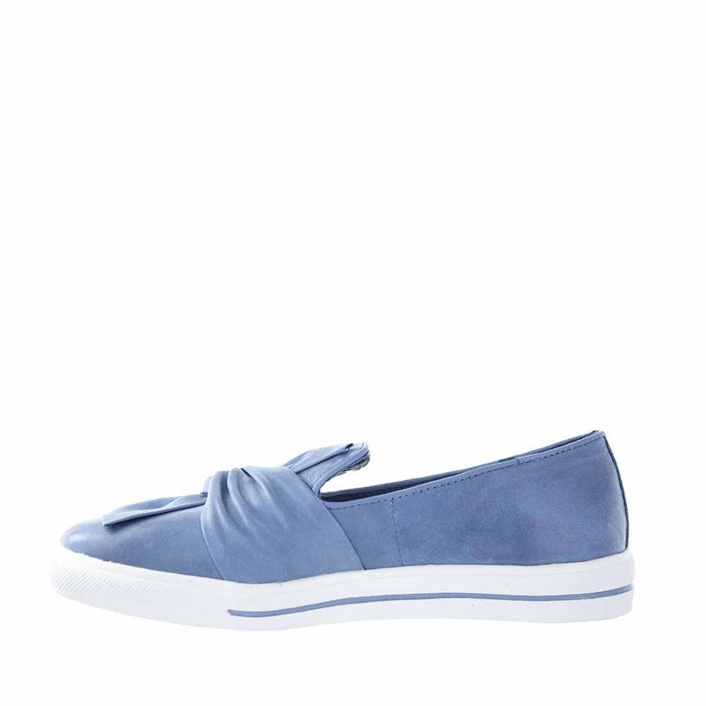 LE SANSA IZZY - Le Sansa Women Loafers - Collective Shoes 