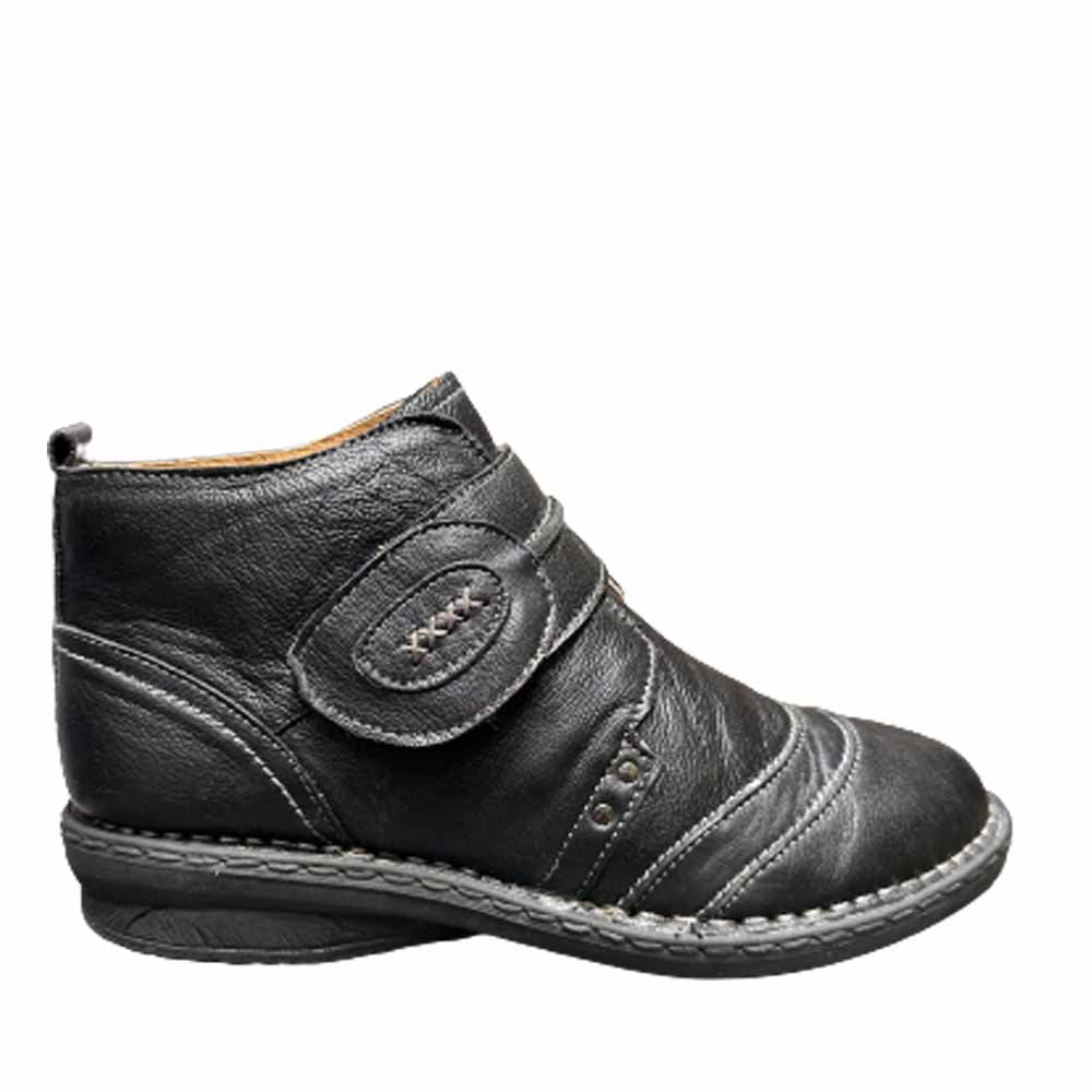 WENDY BLACK - Women  - Collective Shoes 