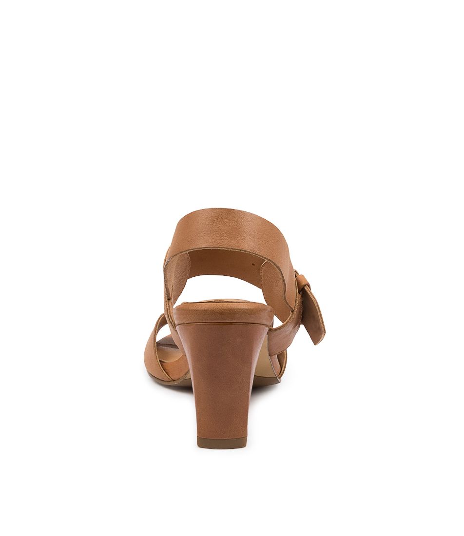 ZIERA ASHLEY W TAN - Collective Shoes 