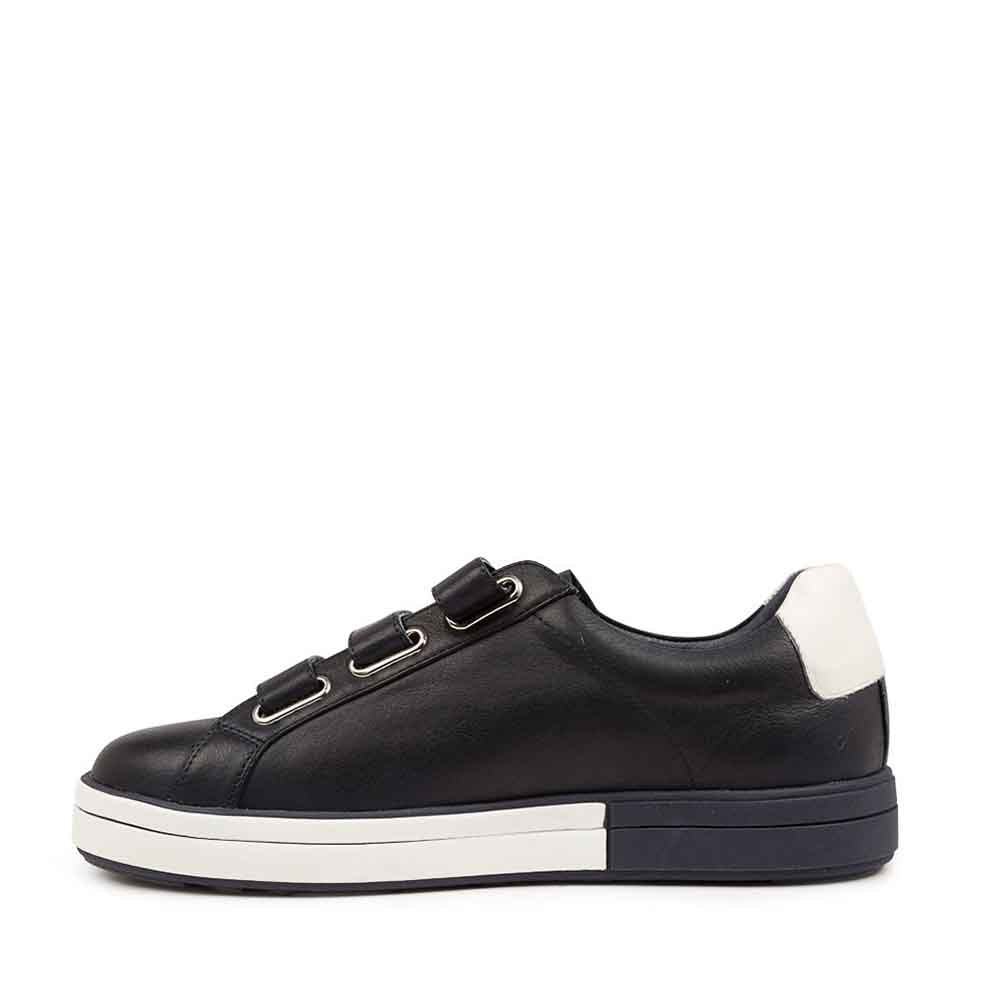 #color_navy-white